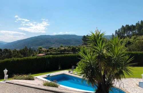 Felgueiras Casa | Large family home