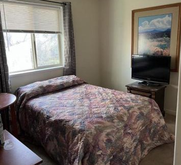 South Salt Lake Casa | large family home