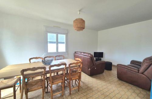 Lancieux Casa | Large family house - near beach