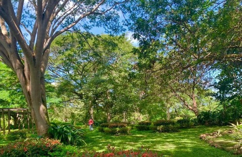San Isidro Villa | Large family house surrounded by forest.