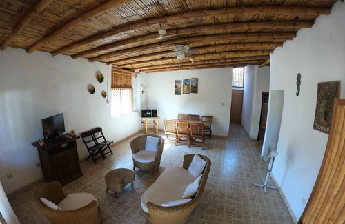 Punta Sal Casa | Gran Casa Familiar con Piscina (Cerca de la playa en zona centrica)