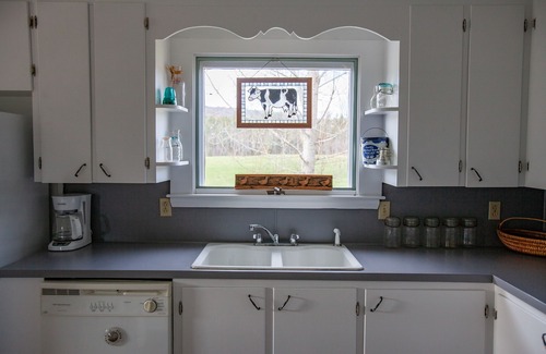 Sunday River Area Casa | Large farmhouse on cattle farm - snowmobile, ski, hike, and more!