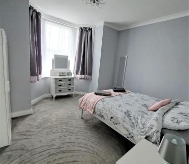 Swanage Apartamento | Large Flat quite location Modern and well equipped