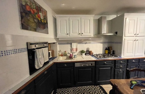 Montcuq Casa | Large house and garden in the beautiful market town of Montcuq