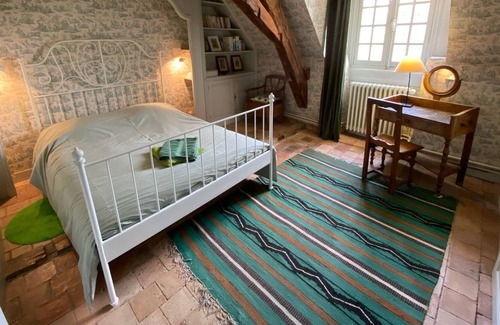Saint-Barthelemy-d'Anjou Villa | Large estate with heated swimming pool 10 minutes from Angers
