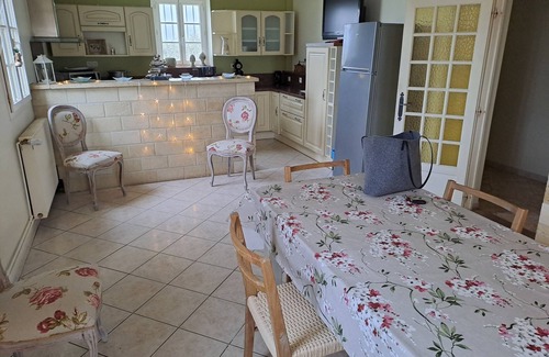Montazeau Casa | Large gîte in the heart of nature Sleeps 15 Pets welcome