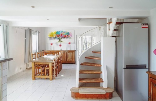 Vallon-Pont-d'Arc Cabaña | Large gite with panoramic views.