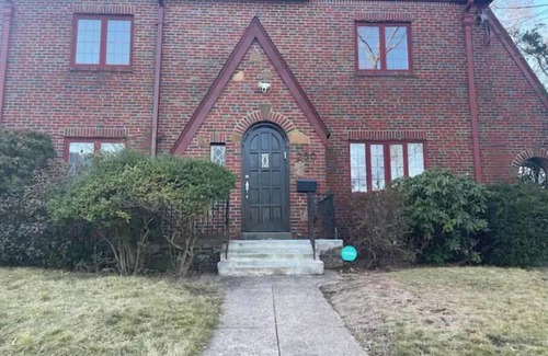 Beaver Hills Casa | Large group haven!