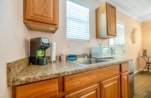 Visalia Casa | Large Groups-seq Parks Coast Wineries Skiing