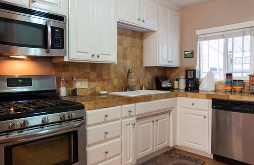 Visalia Casa | Large Groups-seq Parks Coast Wineries Skiing