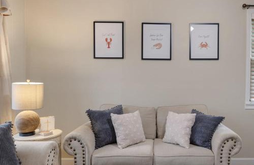 New Iberia Casa | Large Groups Welcome - 2 Homes Next Door