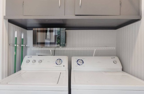 New Iberia Casa | Large Groups Welcome - 2 Homes Next Door