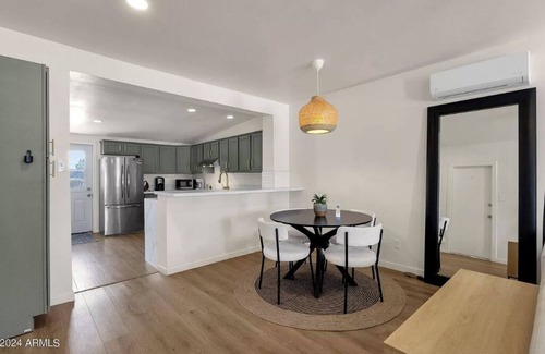 Mesa Casa | Large Guest House - Private Yard!