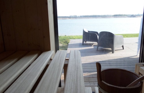 Lobnitz Casa | Gran casa de vacaciones con su propia playa, chimenea, sauna, justo en el lago, cerca de Leipzig