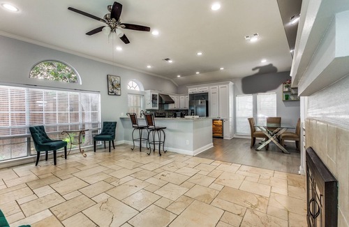 Garland Casa | Large Home 3Beds + 1 Studio with 2.5 Bath, New Renovation Nicely One Story Home