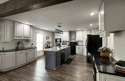 Dandridge Casa | Large Home near Great Smoky Mountains and Knoxville
