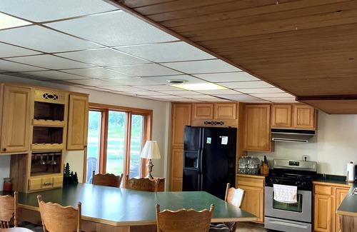 Wild Rose Casa | Large Home on Crystal Clear Lake