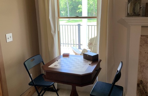 Edwardsburg Casa | Large home on the creek sleeps up to 16 people 2 master suites!