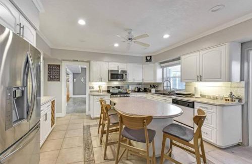 River Oaks Casa | Large Home Wking Bed By Pmi Unit Bh
