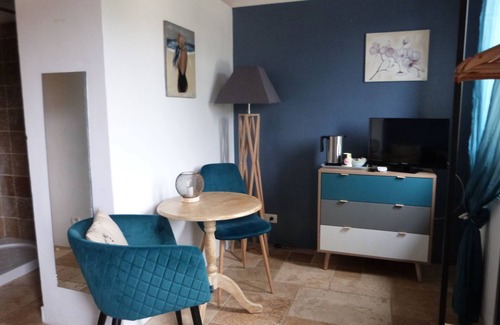 Puyvert Casa | Gran casa a los pies del Luberon junto a Lourmarin con piscina.