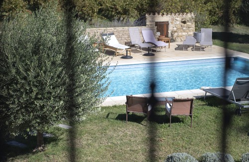 Puyvert Casa | Gran casa a los pies del Luberon junto a Lourmarin con piscina.