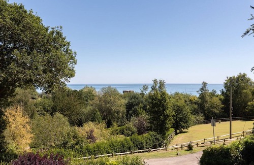 Gorey Casa | Large house by the sea with huge garden