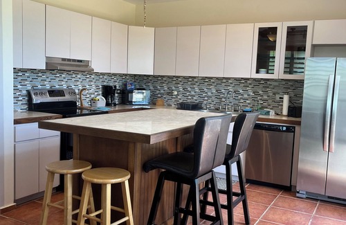 Aguacate Casa | Large House minutes from the beach!