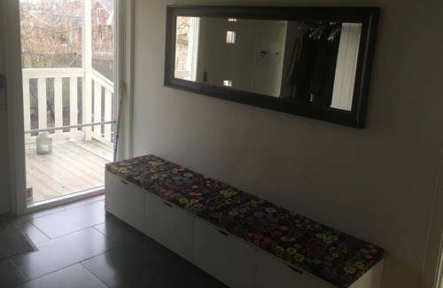 Danderyd Casa | ¡Casa grande cerca del agua, natación y áreas escénicas!