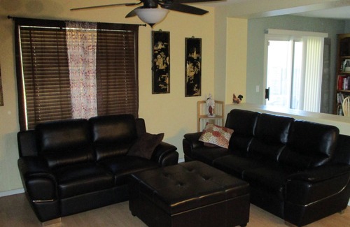 Tucson Casa | Large House on Quiet Street
