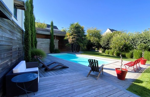 Saint-Avertin Casa | Large house with swimming pool on the banks of the Cher