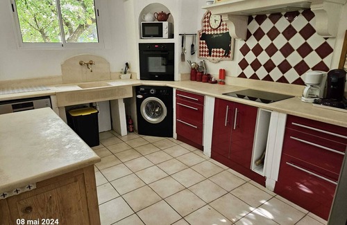Pertuis Casa | LARGE HOUSE WITH HEATED POOL AND SPA