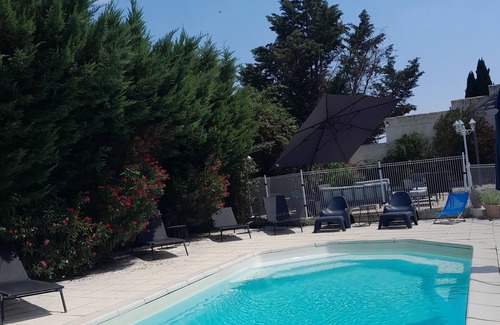 Pertuis Casa | LARGE HOUSE WITH HEATED POOL AND SPA