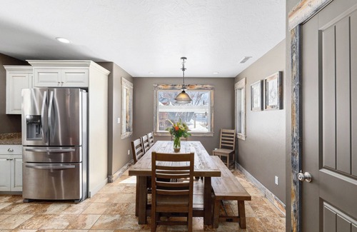 Thayne Casa | Large house with lots of space. Just minutes away from national forest.