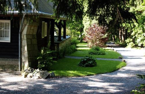 Vielsalm Villa | Large hunting lodge with enormous beautiful garden, cleaning included