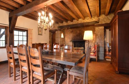 Vielsalm Villa | Large hunting lodge with enormous beautiful garden, cleaning included