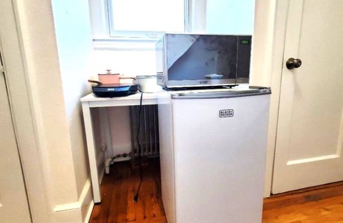 East Flushing Casa | Large Kingbed w Kitchennette!