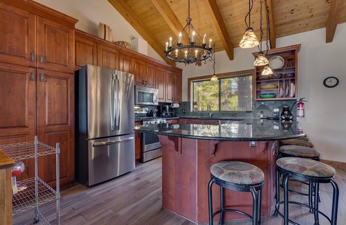 Meeks Bay Casa | Hermosa Casa Grande con Vistas desde Meeks Bay a South Shore