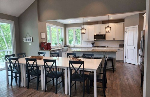 Big Creek Casa | Large Lakefront home w/ Private Dock in Big Creek, beautiful views!