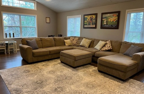 Twin Lakes Casa | Large Lakehouse with hot tub. walk to public beach in Twin Lakes WI