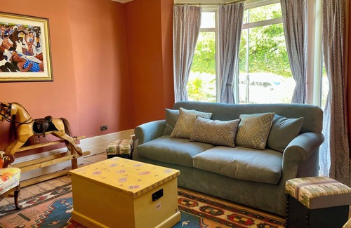 Dulwich Casa | Large living space l, four bedrooms, long garden in East Dulwich