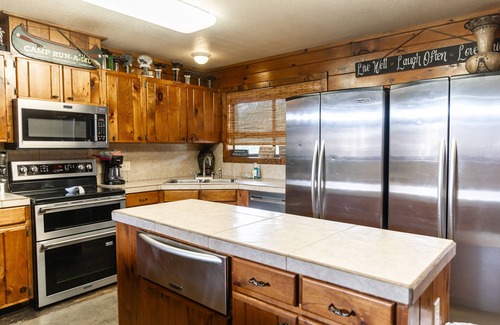 Sabinal Casa | Large Lodge located in Mountain Valley