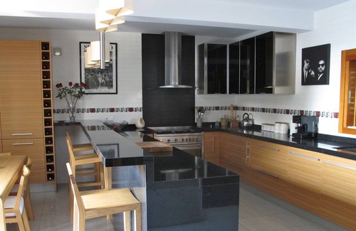 Paterna Villa | Gran Lujo Casa con Pista de tenis y piscina privada