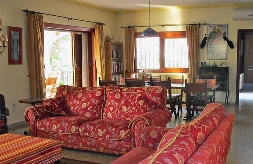 Paterna Villa | Gran Lujo Casa con Pista de tenis y piscina privada