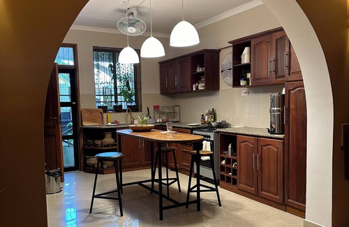 Msasani Peninsula Apartamento | Large Masaki apartment with rooftop sea view
