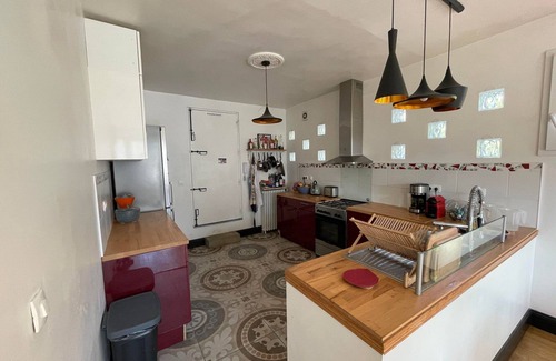 Cote Pavee Villa | Large bourgeois villa near the city center