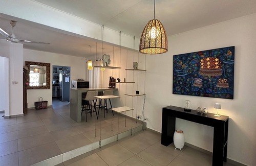 Pointe aux Canonniers Villa | Gran casa moderna cerca de la playa de Mon Choisy y cerca de tiendas
