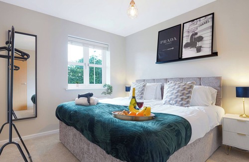 Newport Pagnell Casa | Large Modern 5-bed Perfect for Families