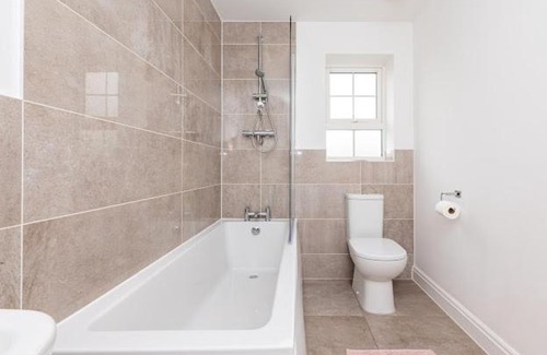 Sawtry Casa | Large Modern detached Family Home