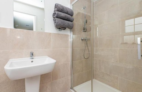 Sawtry Casa | Large Modern detached Family Home