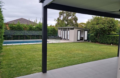 Willoughby Casa | Large, modern, resort-style house with pool, lawns, 4 bedrooms & 2.5 bathrooms